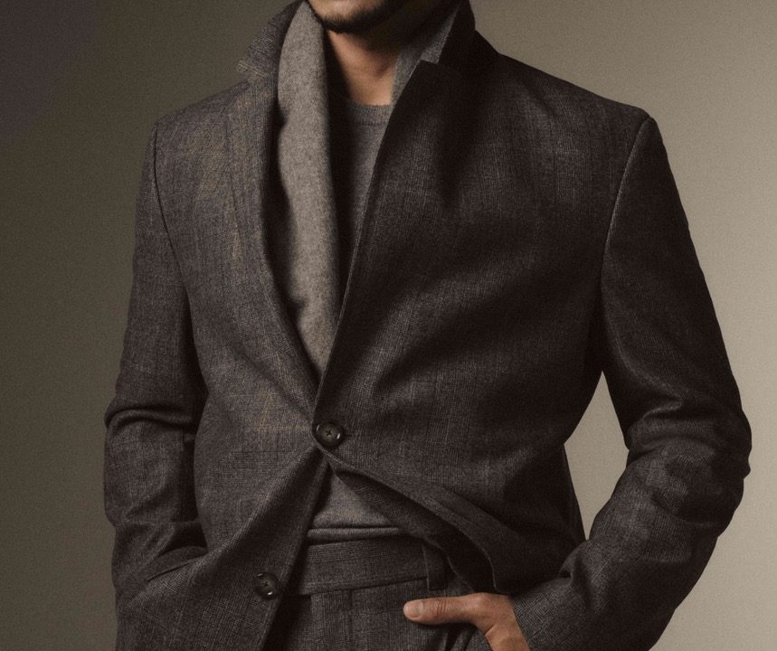 Aaron Pierre si Ishaan Khatter sunt protagonistii stelari din distributia noii campanii Toamna / Iarna “be the next” BOSS