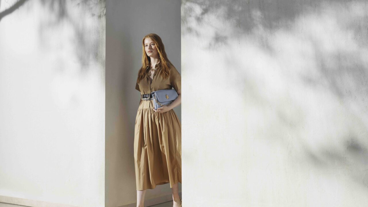Valiza perfecta pentru vara: arta de a calatori cu stil, lejeritate si eleganta